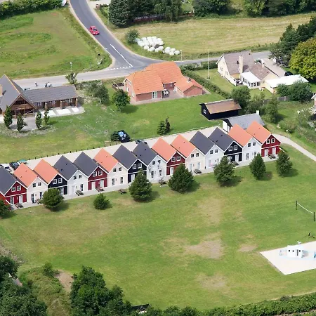 Holiday home Lxxxv