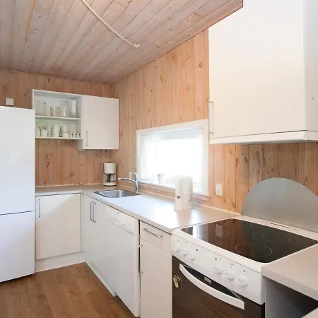 Holiday home Lxxxv *